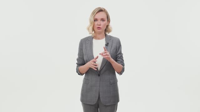 От чего зависит значение жестов собеседника? смотреть онлайн