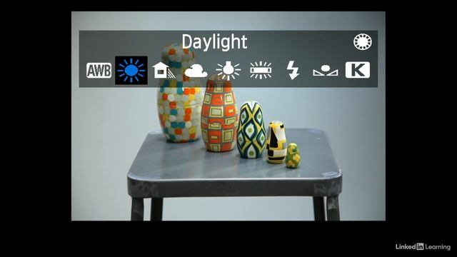 12 - White balance in camera смотреть онлайн
