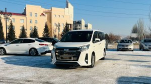 Toyota Noah, 2018 год