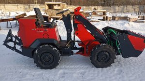 Самодельный минипогрузчик с задней навеской.