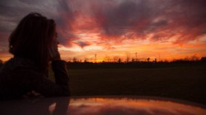 ОТ НАСТОЯЩЕГО БЕЖИМ