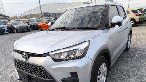 Toyota raize 0160445