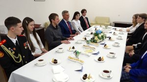 В ЗАКСОБРАНИИ ПРОШЛА ВСТРЕЧА С КОСМОНАВТОМ КИРИЛЛОМ ПЕСКОВЫМ