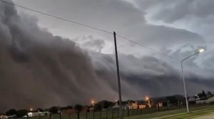 Апокалиптичный шторм накрыл Аргентину: кадры последствий