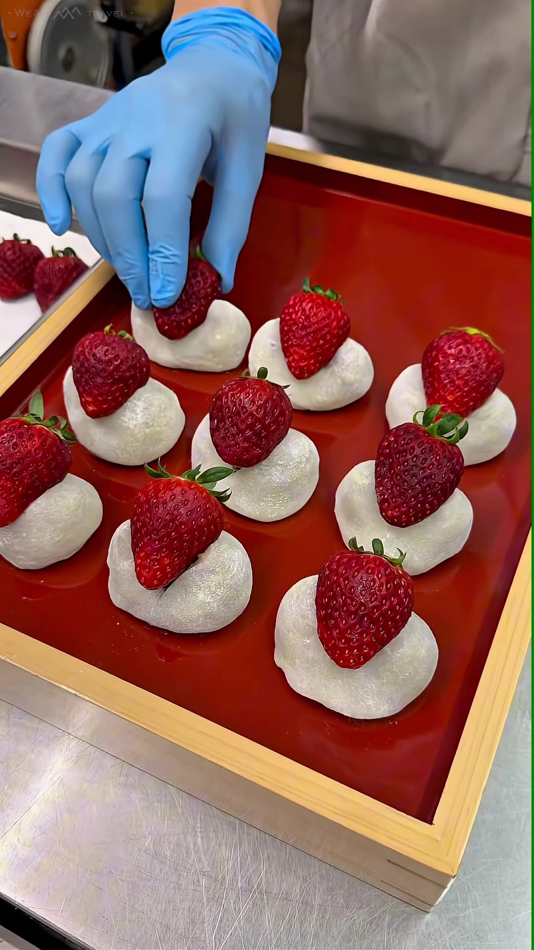 Липкий клубничный Дайфуку!