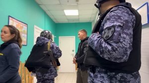 Сотрудник пожалел, что написал заявление о проникновении в запретную зону / Разъяснения по закону