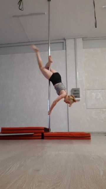 "Жасмин" (из серии "ПОТОМУ ЧТО МОГУ!..")