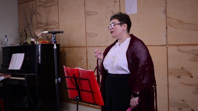 Возвращайся- исполняет Наталья Бахарева