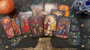 Таро-расклад "Что от вас сейчас скрыто" 👻