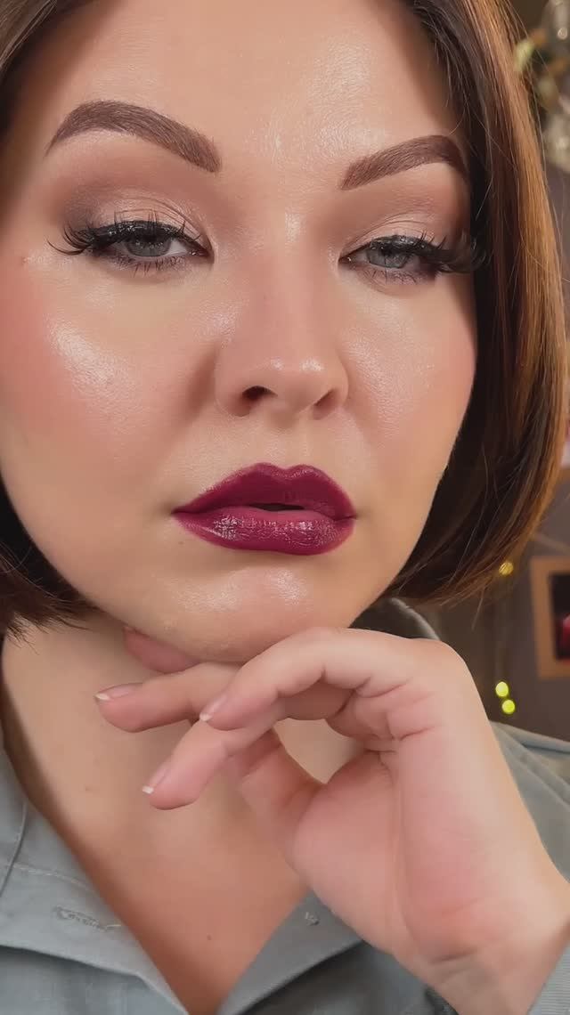 ВДОХНОВИЛАСЬ ТУТ…