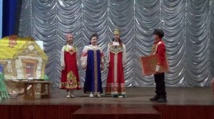 Детский театральный коллектив «Непоседы» спектакль «Вовка в тридевятом царстве»  Новозареченский СДК