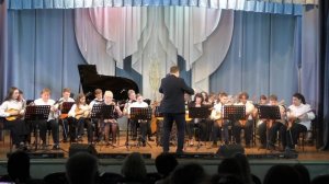 Оркестр рни учащихся старших классов (рук. Ю.Аксенов)