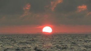 Закат над Чёрным морем в Сочи.