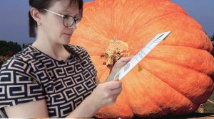 Разделалась с ТЫКВОЙ! Без крови не обошлось... VLOG