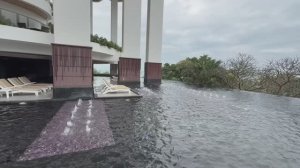 "Как нам там" #2 / Русское консульство в крутом отеле, отмечаем дни варенья в Хилтоне