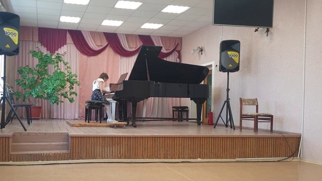 Прелюдия до минор (BWV 999) в исполнении Сухомлиновой Василисы 9 лет.