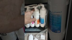 Замена картриджей в пурифайере для воды