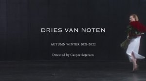 Показ женской коллекции Dries Van Noten осень-зима 2021-22