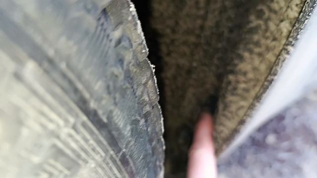 Устанавливаем мини-подкрылки на задние колёсные арки "Весты". смотреть онлайн