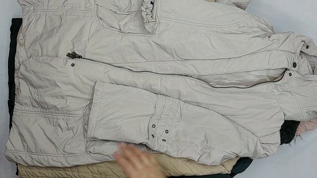 Куртки женские  секонд оптом 6 пак