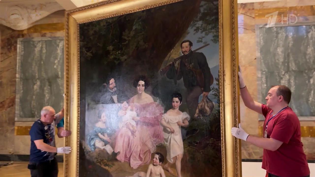 В Санкт-Петербурге открылась выставка "В зеркале судьбы. Русский исторический портрет".