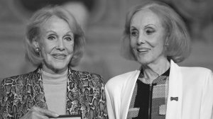 Выступавшие более 60 лет близнецы Алиса и Эллен Кесслер умерли вместе