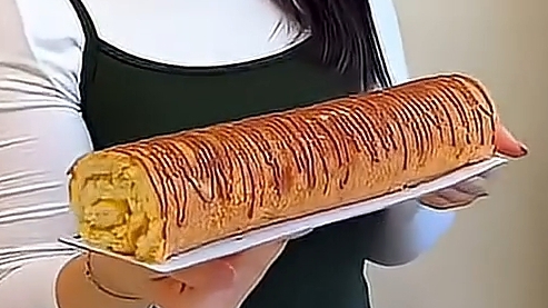 Яблочный РУЛЕТ ШАРЛОТКА...🍰🍏🍎😋    Рецепт ⤵️