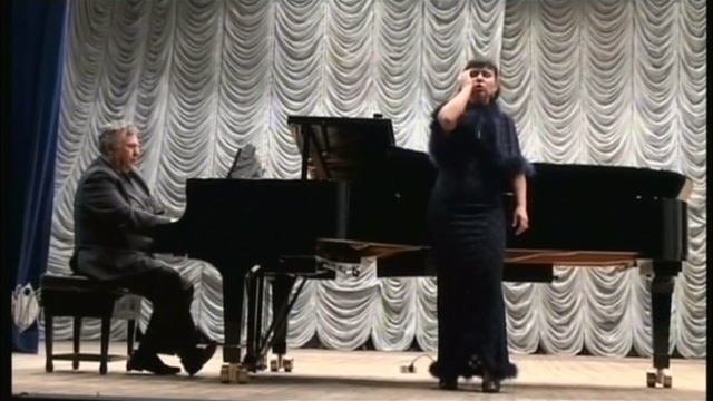 М.Мусоргский. ,,Детская,, Жук. исп. Т.Ларина конц. Б.Ф.Изаксон смотреть онлайн