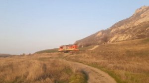 Паровоз РЖД на фоне горы Шелудивая 16.11.2025