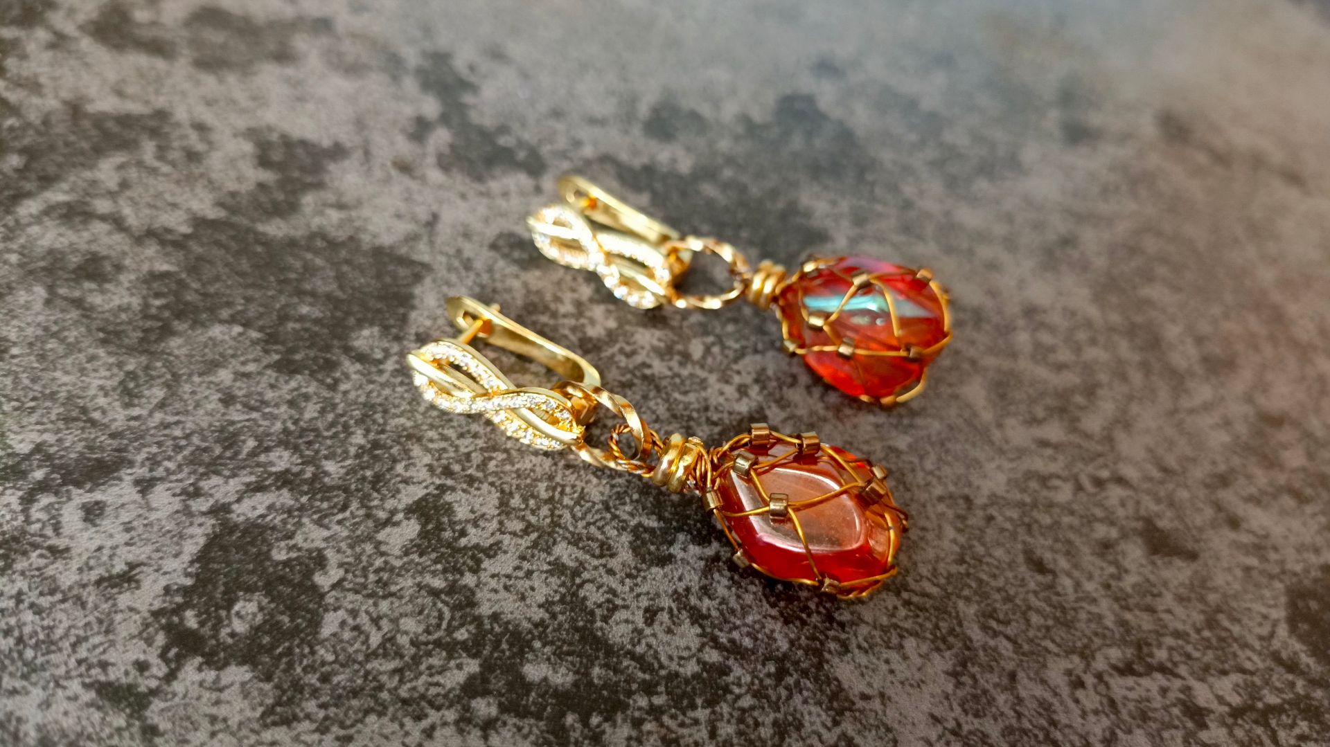 Делаем серьги без бэйла. смотреть онлайн