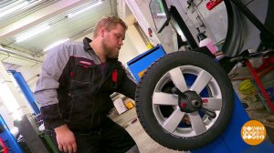 Меняем резину! И колеса проверяем... Доброе утро. Фрагмент выпуска от 18.11.2025