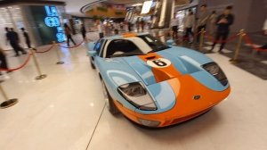 Ford GT — максимальная развиваемая скорость 330 км/ч (ограничена электроникой).