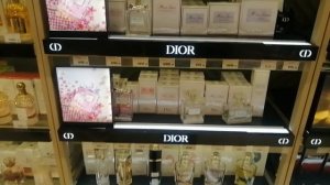 ТЦ Моремолл. Решила погулять и зайти в магазин Рив Гош