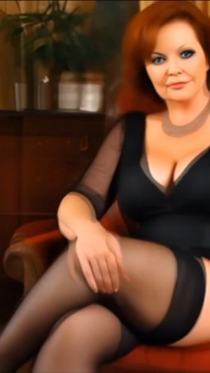 Женщина в чулках