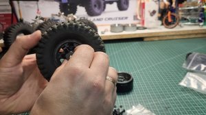 Механизм для сборки колес в действии. Бедлоки диски собирать стало легче