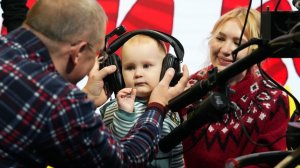 «Привет, Аристарх!»: как вежливый малыш объединил Россию в самом добром флешмобе