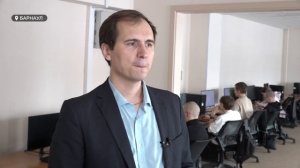 Между физикой и лирикой: преподаватель АлтГУ Павел Ладыгин объединяет науку и музыку