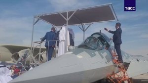 Знакомьтесь - новейший многофункциональный российский истребитель пятого поколения Су-57Э