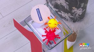 Антибиотики: когда они спасают, а когда вредят. Жить здорово! Фрагмент выпуска от 18.11.2025