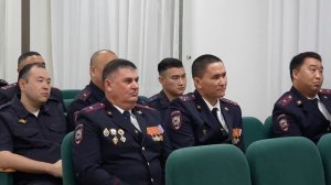 Министр внутренних дел МВД по РК поздравил с праздником участковых уполномоченных