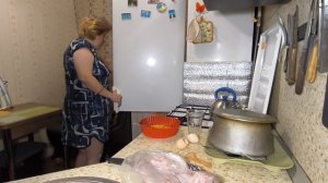 Сидит ещё думает...