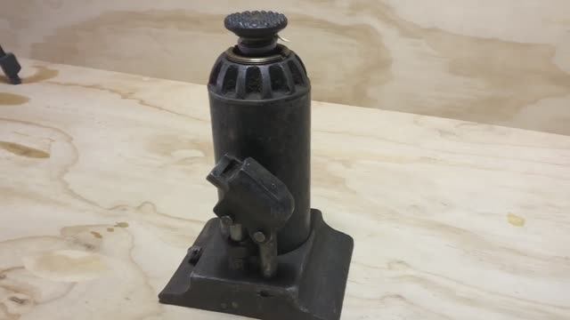 Реставрация бутылочного домкрата смотреть онлайн