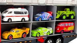 Машинки летают и прыгают! Развивающие мультики Машины помощники. Мультфильмы про машинки