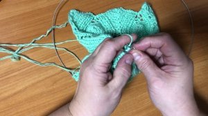 Очаровательные листики спицами