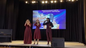 И.Крутой, И.Николаев «Ангел-хранитель мой» - А. и В.Разины, А.Кобышева