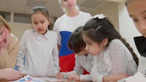 251118 Школьники Радужного приняли участие в  игре-путешествии «Я познаю Россию»