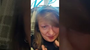 Украинка в слезах рассказывает, что на днях её мужа скрутили ТЦКашники и отвезли в отдел для прохожд