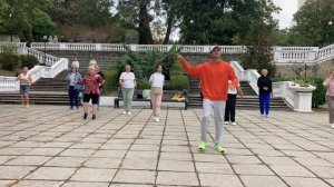 Танцуй с нами/CNCO - Se Vuelve Loca