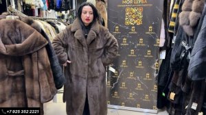 ШУБЫ У МАЙИ в РАЗНОМ СТИЛЕ .