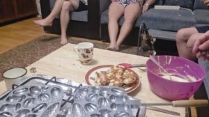 купили формочки для грибочков и петушков. пробуем приготвить ...но потерпели фиаско